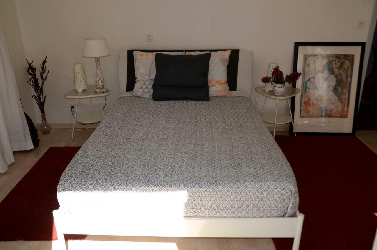 Bel Appartement Villeneuve Les Avignon Екстериор снимка